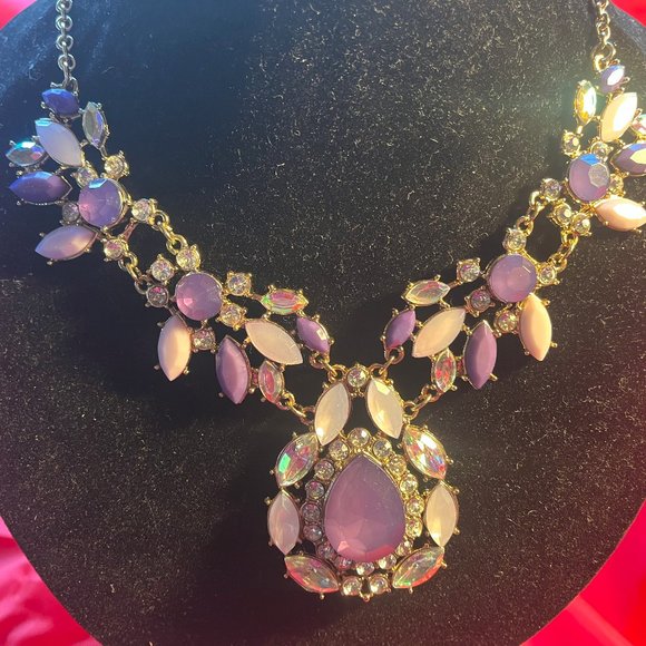 beautiful ornate necklace, NWT, extendable length - Picture 3 of 4